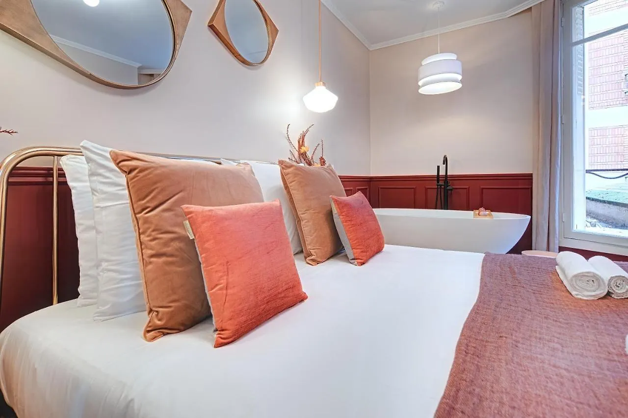 Apartment Miss Marguerite Suite Paris