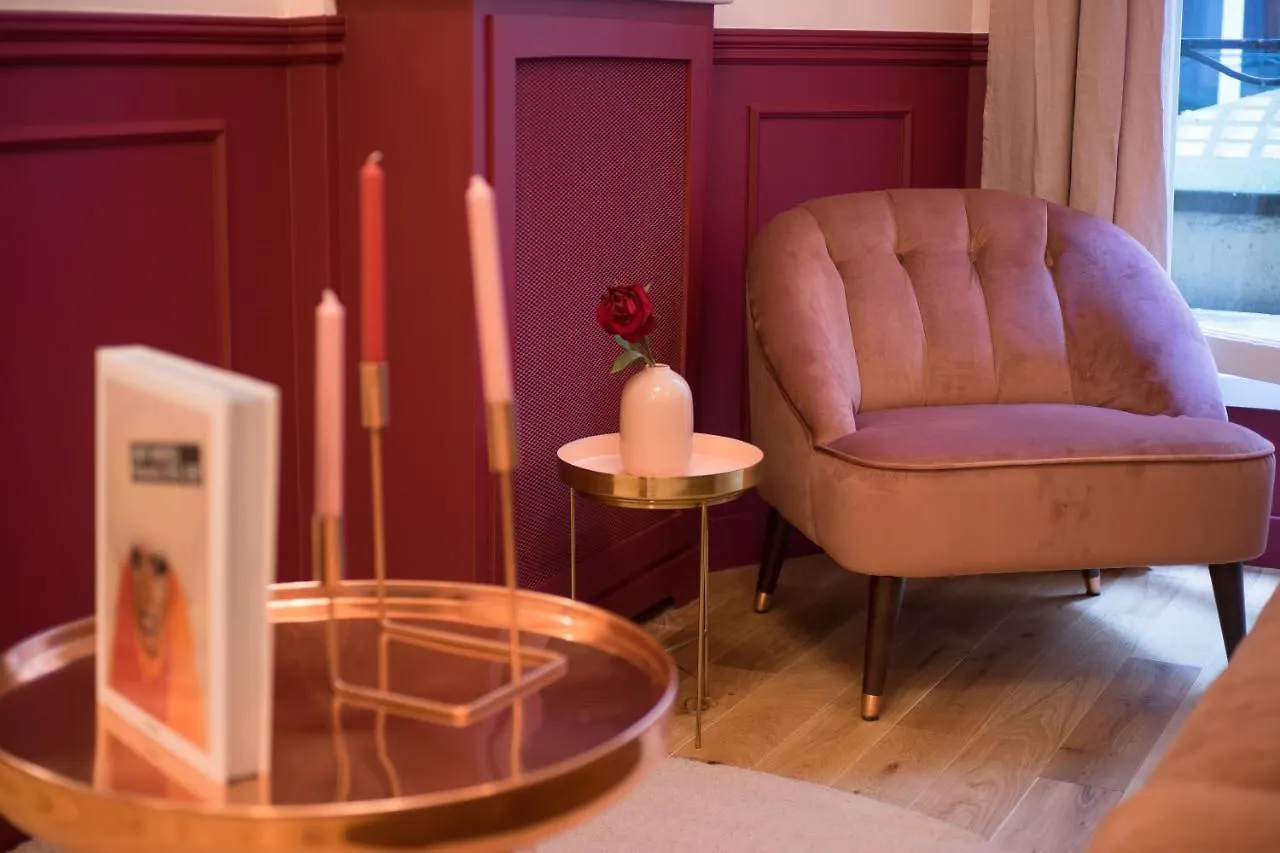 Miss Marguerite Suite Paris 0*,  France